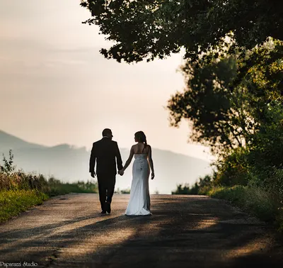 Paparazzi Studio. Fotografia ślubna i użytkowa